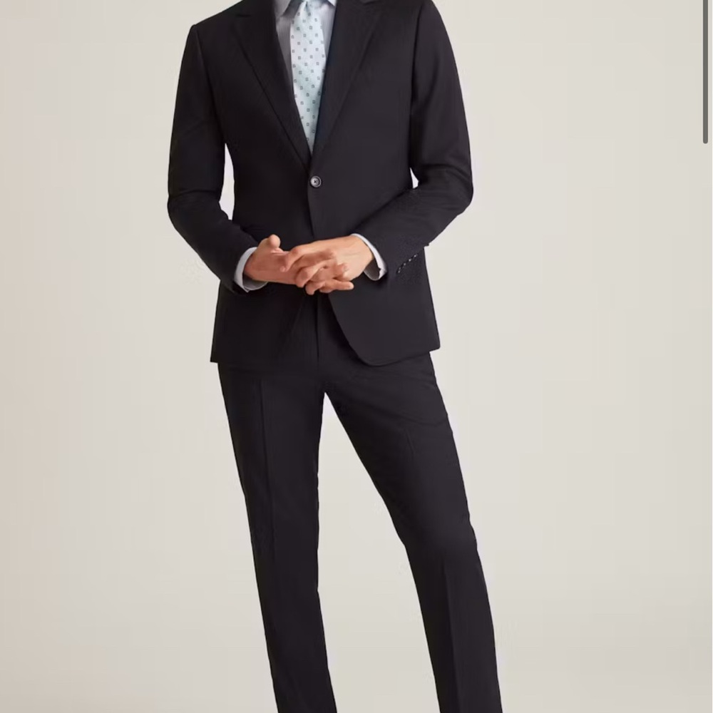Bonobos Black Suit - LIKE NEW